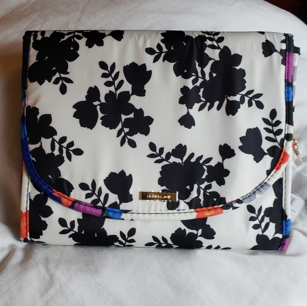 Makeup case